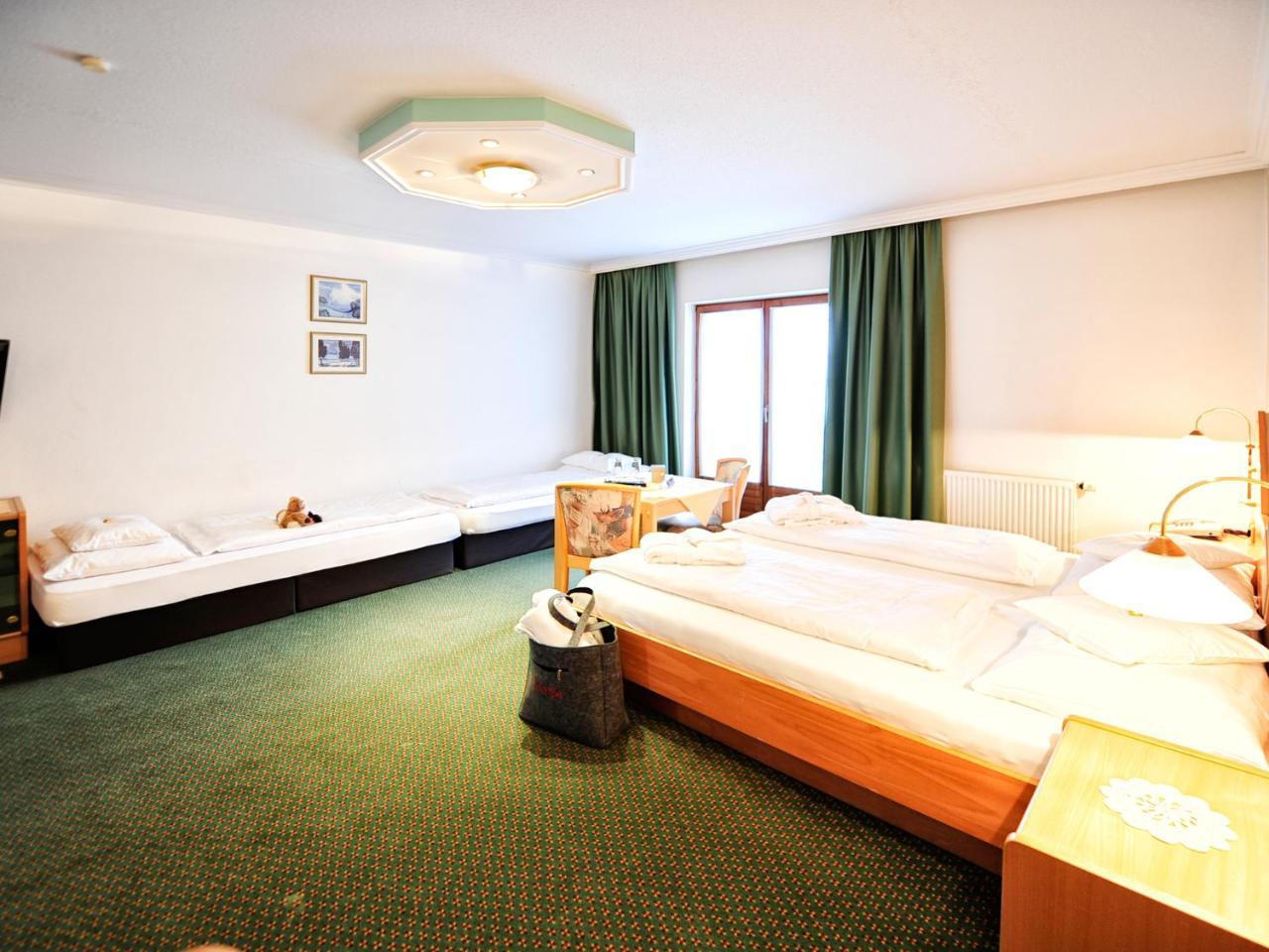 Hotel Theresia รามเซา เอม ซิลเลอร์ทาล ภายนอก รูปภาพ