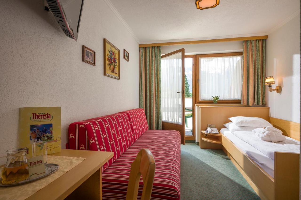 Hotel Theresia รามเซา เอม ซิลเลอร์ทาล ภายนอก รูปภาพ